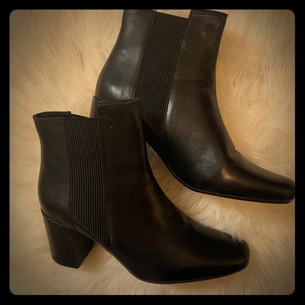 Black Zara ankle boots